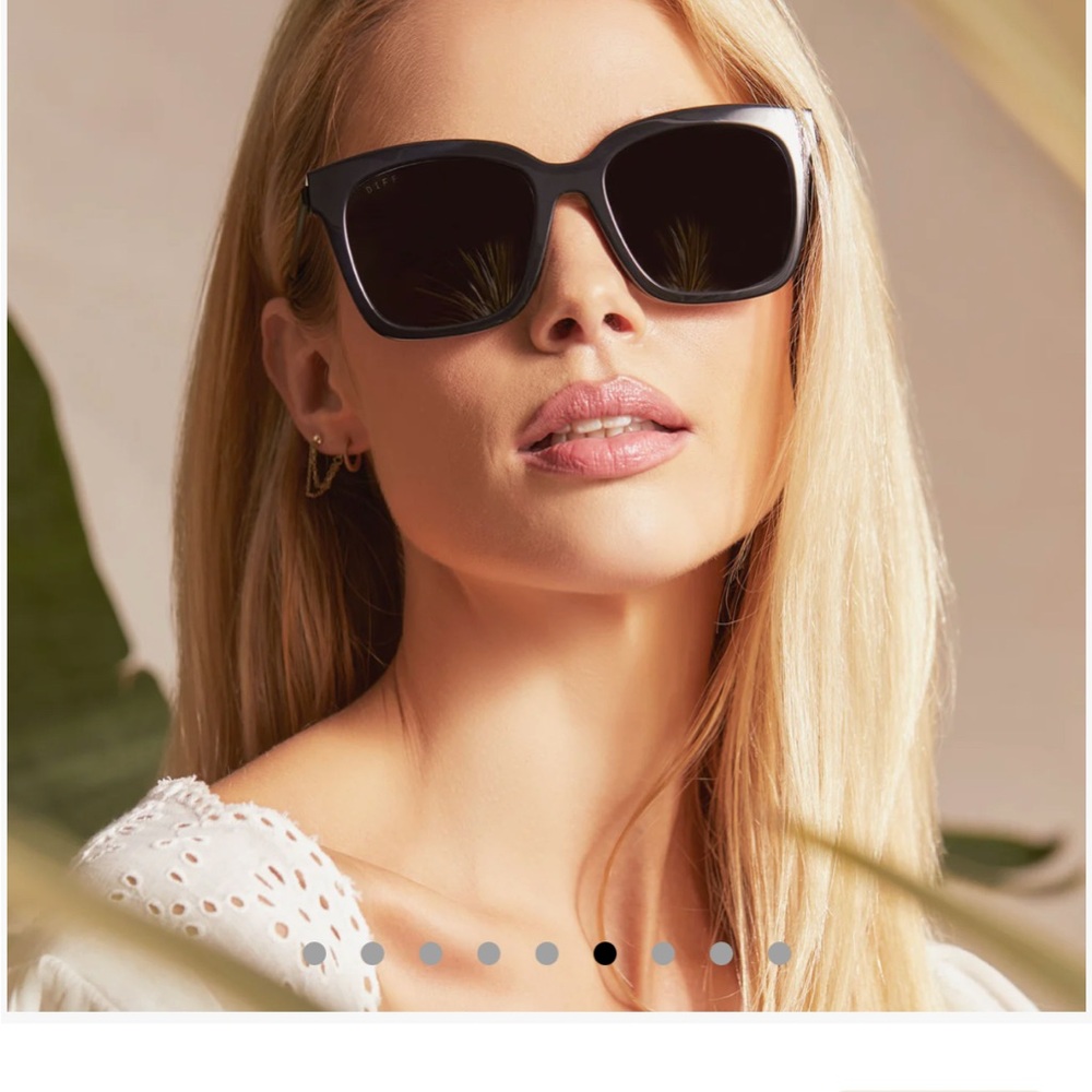 Diff Eyewear Black Bella sunglasses